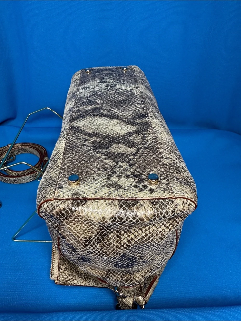 KATE SPADE NEW YORK COBBLE HILL LITTLE MINKA METALLIC PYTHON SNAKESKIN EMBOSSED
